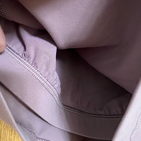 Lululemon - Picture 4 of 7